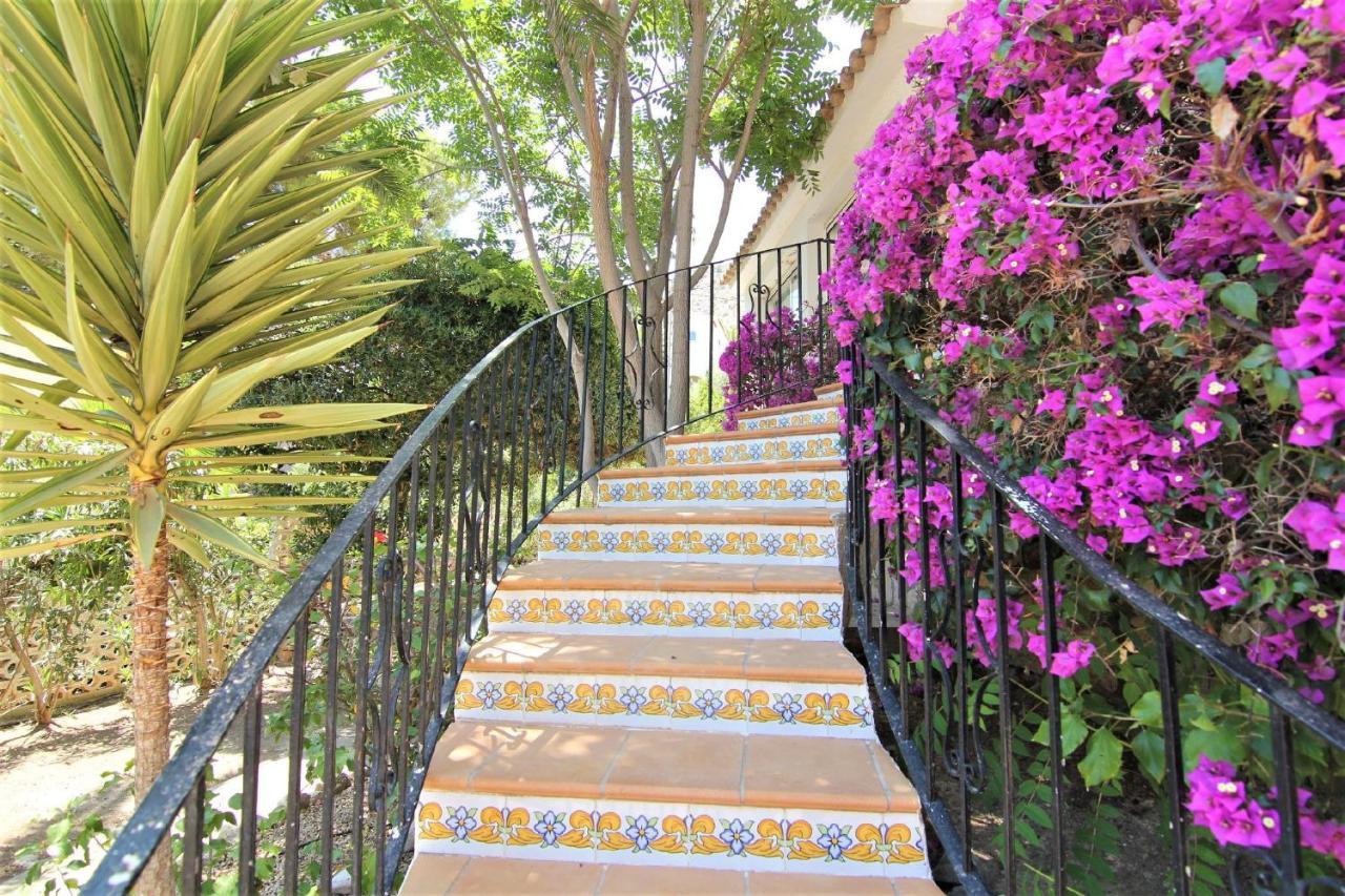 Maryvilla 0220 * Calp